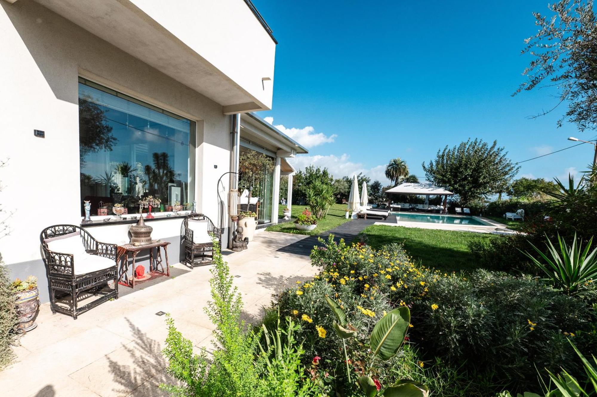 Villa Verney Albisola Superiore Exterior foto
